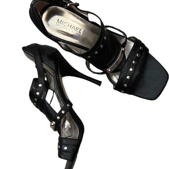 Michael Kors black leather studded heeled Sandal. Size 7.5 sporting a 4” heel - Picture 3 of 10
